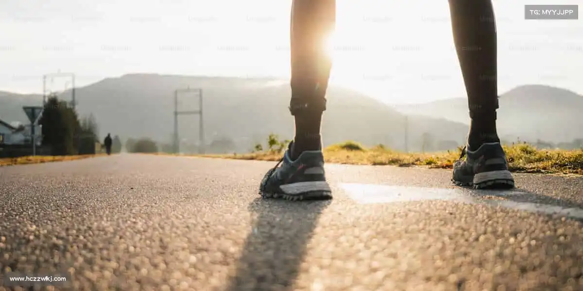 <strong>必一运动</strong>🏒冰刀划过冰面，汗水铸就辉煌 —— 在运动中感受速度与激情！